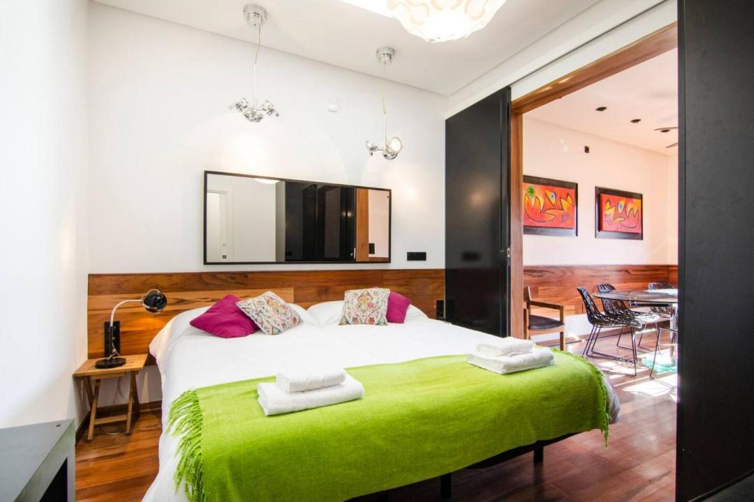 3Bedrooms 2Bathrooms Furnished - Lavapies - Bright 马德里 外观 照片